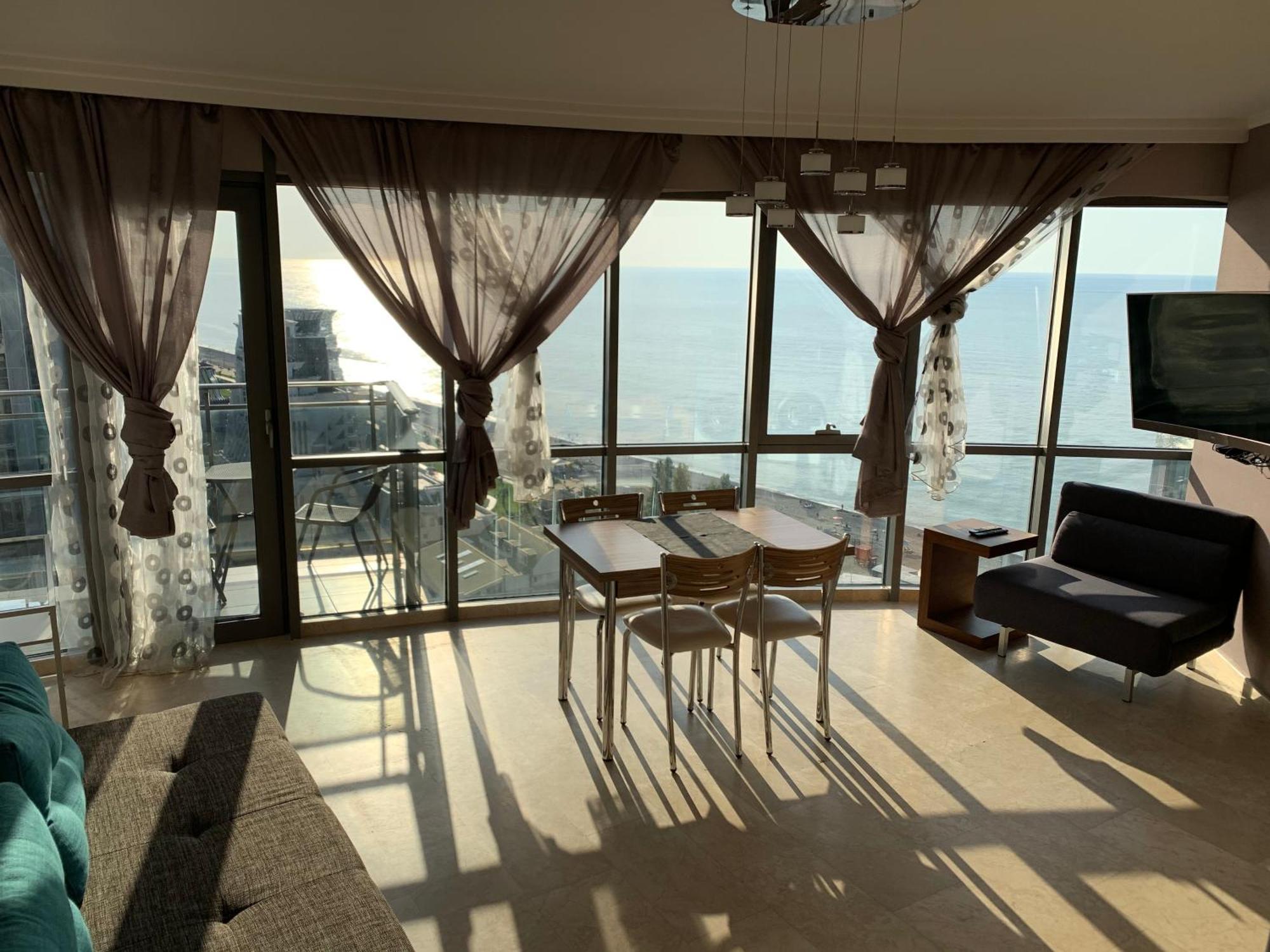 Orbi Sea Towers Batumi Resort Esterno foto