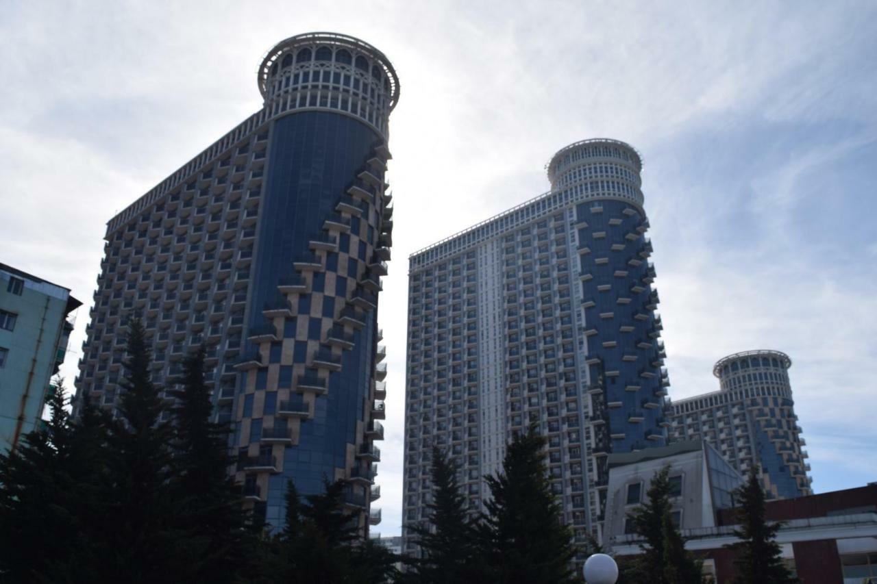 Orbi Sea Towers Batumi Resort Esterno foto
